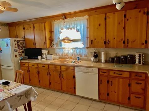 101 Shepherd St, Chicopee, MA 01013 photo 14