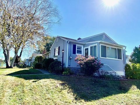 101 Shepherd St, Chicopee, MA 01013 photo 2