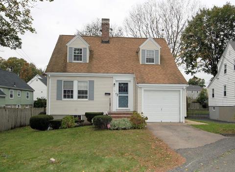 10 Cape Cod Ln, Braintree, MA 02184 photo 1