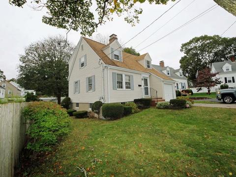 10 Cape Cod Ln, Braintree, MA 02184 photo 2
