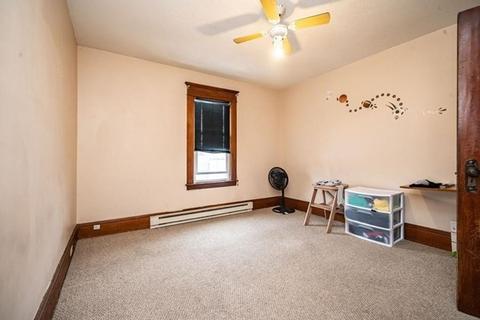 8 Riverview Pl, Chicopee, MA 01013 photo 16