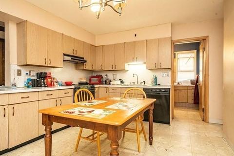 8 Riverview Pl, Chicopee, MA 01013 photo 18