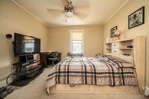 8 Riverview Pl, Chicopee, MA 01013 photo 8