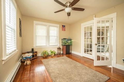 8 Riverview Pl, Chicopee, MA 01013 photo 4