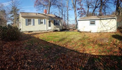 731 Bay St, Springfield, MA 01109 photo 2