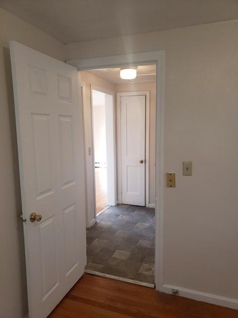 731 Bay St, Springfield, MA 01109 photo 11