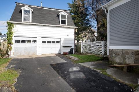 32 Freedom St, Fall River, MA 02724 photo 6
