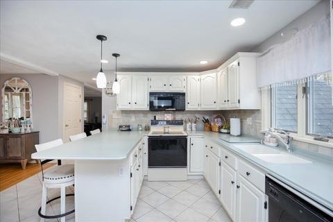 112 Dayton St, Danvers, MA 01923 photo 5