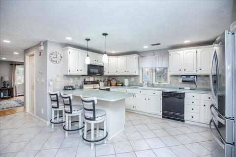 112 Dayton St, Danvers, MA 01923 photo 6