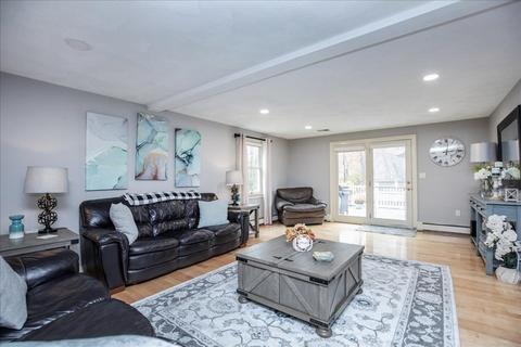 112 Dayton St, Danvers, MA 01923 photo 12
