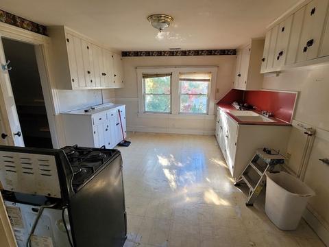 41 Eleanor Rd, Springfield, MA 01108 photo 9