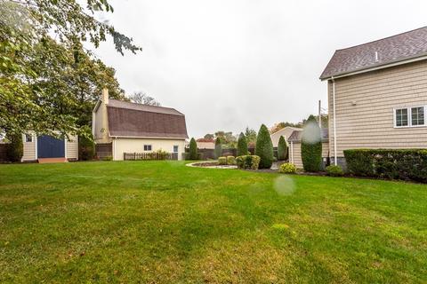 398 Chicago St, Fall River, MA 02721 photo 18