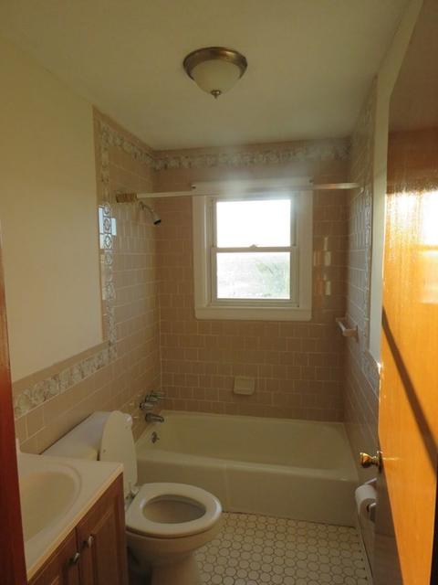 59 Pitman St, Fall River, MA 02723 photo 11