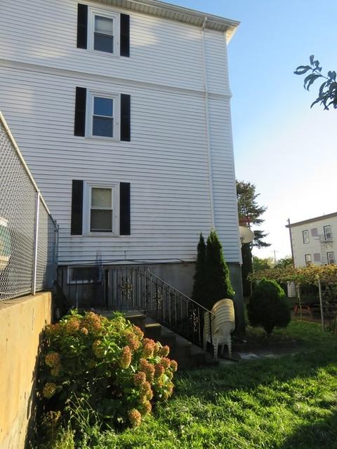 59 Pitman St, Fall River, MA 02723 photo 6
