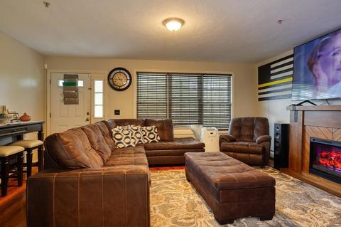 31 Fifth Ave, Webster, MA 01570 photo 7