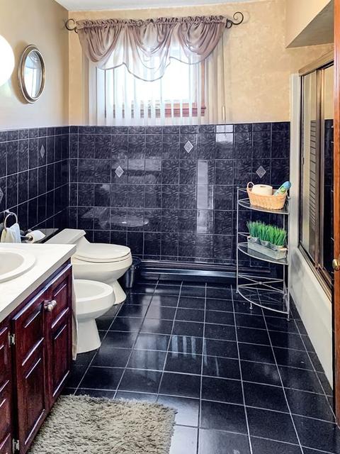 520 Pokross St, Fall River, MA 02724 photo 8