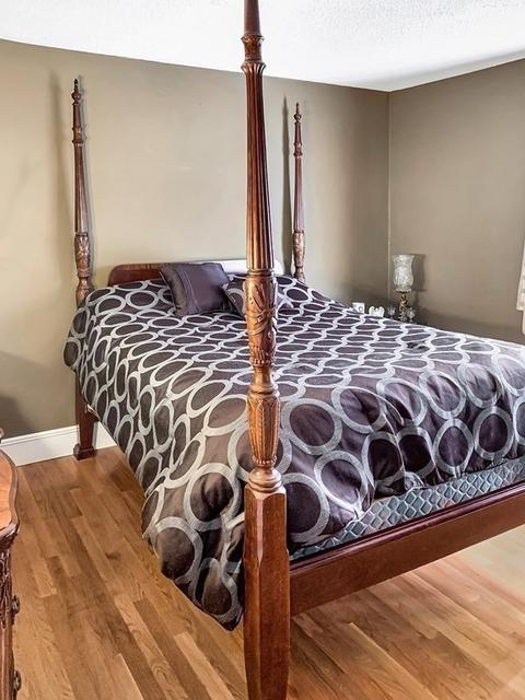 520 Pokross St, Fall River, MA 02724 photo 7