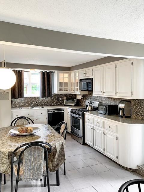 520 Pokross St, Fall River, MA 02724 photo 10