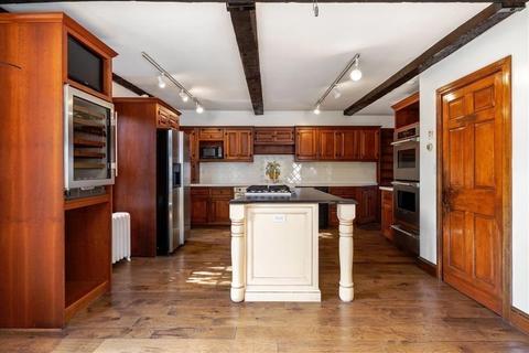 1818 Washington St, Canton, MA 02021 photo 4
