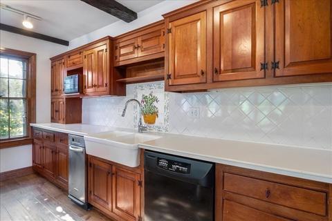 1818 Washington St, Canton, MA 02021 photo 8