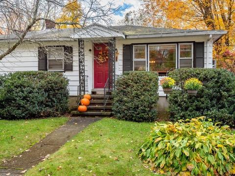25 Nancy Dr, Webster, MA 01570 photo 1