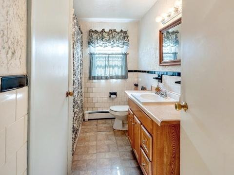 25 Nancy Dr, Webster, MA 01570 photo 12