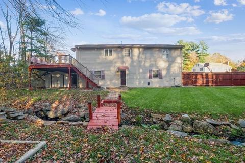 4 Surrey Ln, Webster, MA 01570 photo 5