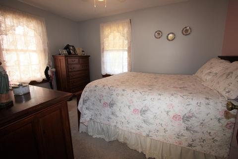2 Mill St, Dudley, MA 01571 photo 11