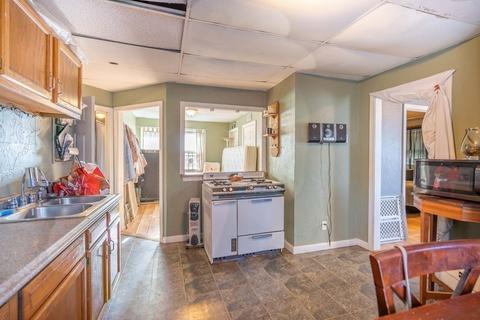 5 Maple St, Spencer, MA 01562 photo 10