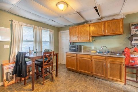 5 Maple St, Spencer, MA 01562 photo 9