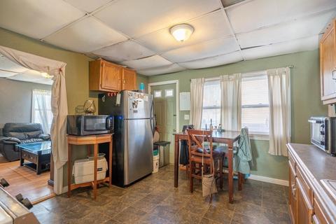 5 Maple St, Spencer, MA 01562 photo 8