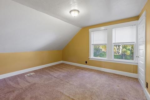 72 Jay St, Gardner, MA 01440 photo 24