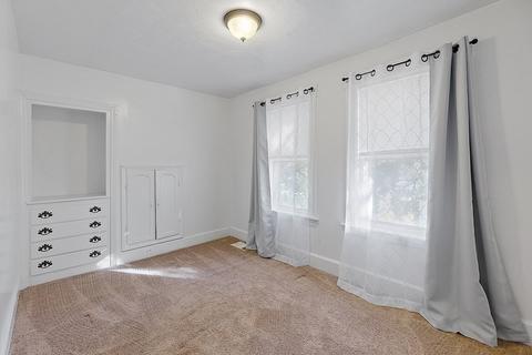 72 Jay St, Gardner, MA 01440 photo 30