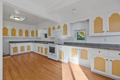 72 Jay St, Gardner, MA 01440 photo 15