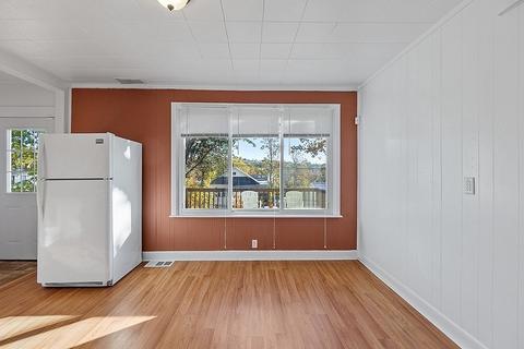72 Jay St, Gardner, MA 01440 photo 19