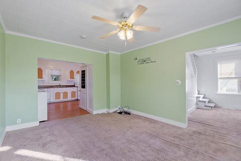 72 Jay St, Gardner, MA 01440 photo 6
