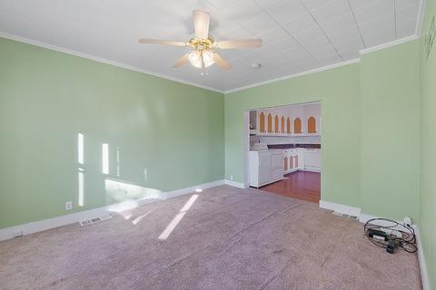 72 Jay St, Gardner, MA 01440 photo 5