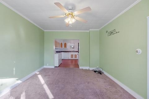 72 Jay St, Gardner, MA 01440 photo 9