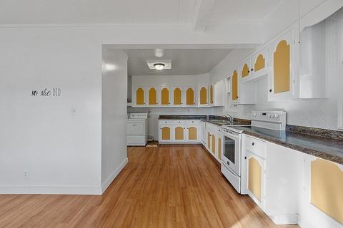 72 Jay St, Gardner, MA 01440 photo 12