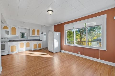 72 Jay St, Gardner, MA 01440 photo 14