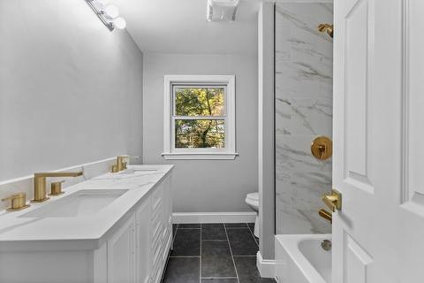 8 Edgewater Dr, Dover, MA 02030 photo 18