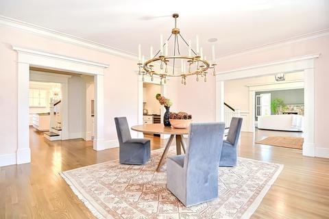 5 Sumner Ln, Belmont, MA 02478 photo 7