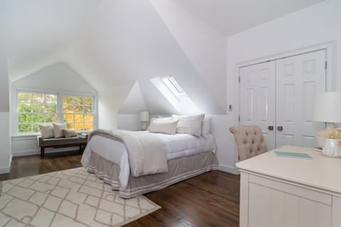 85 Monadnock Rd, Wellesley, MA 02481 photo 20
