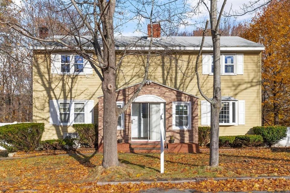 115 Pershing St, Fitchburg, MA 01420 33 Photos MLS 72915905 Movoto