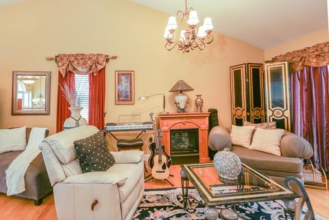 7 Abington Ln, Fall River, MA 02721 photo 9
