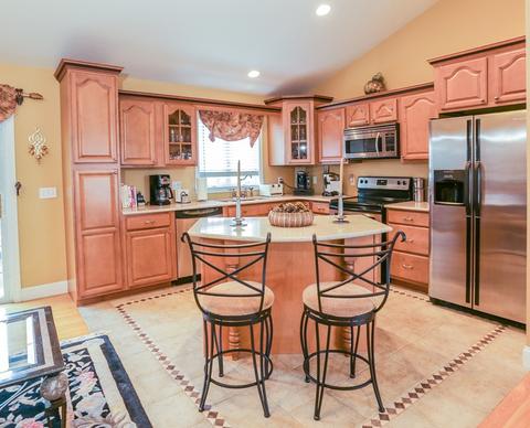 7 Abington Ln, Fall River, MA 02721 photo 11