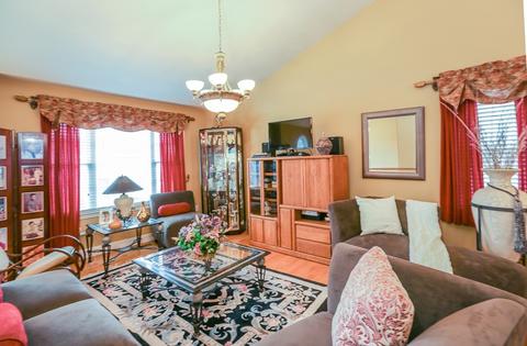 7 Abington Ln, Fall River, MA 02721 photo 8