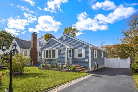 7 Tuttle Ln, Saugus, MA 01906 photo 1
