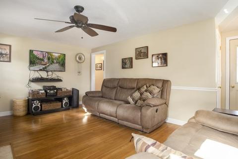 7 Tuttle Ln, Saugus, MA 01906 photo 5