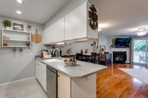 2 Pointe Rok #2, Worcester, MA 01604 photo 15